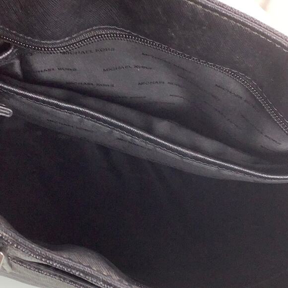 Michael Kors Morgan coated signature print Travel Tote zippered purse & dust bag - Picture 10 of 16